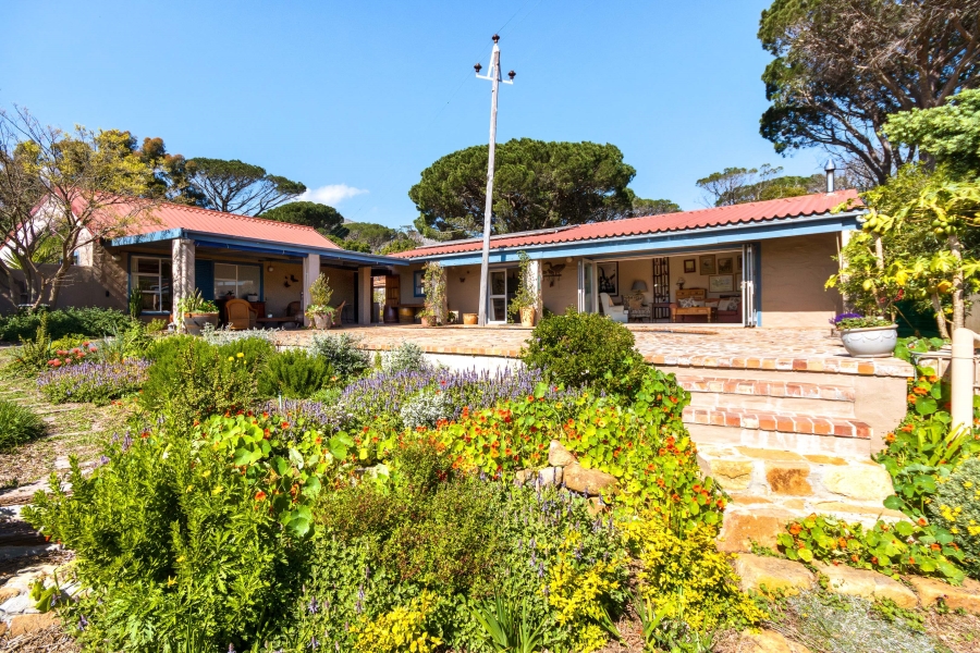 7 Bedroom Property for Sale in Tre Donne Estate Western Cape